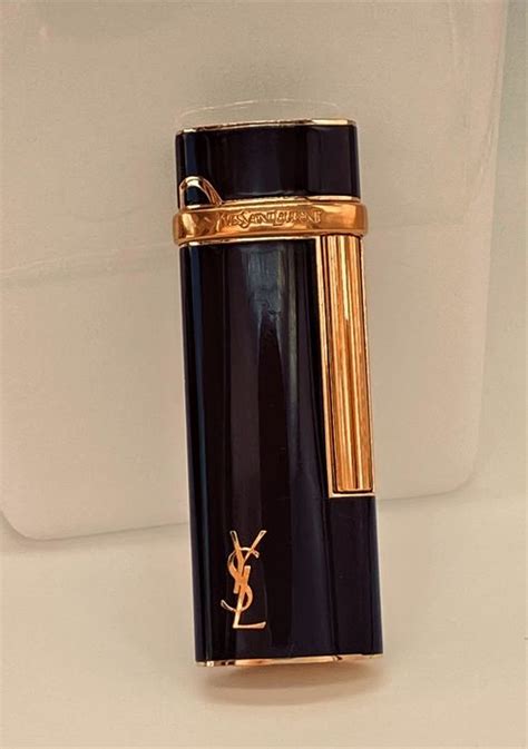 Annonces Objets de collection « briquet yves saint laurent.